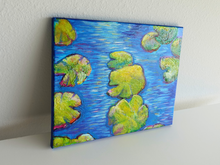 Load image into Gallery viewer, Floating Lily pads

