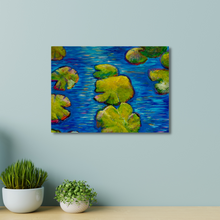 Load image into Gallery viewer, Floating Lily pads

